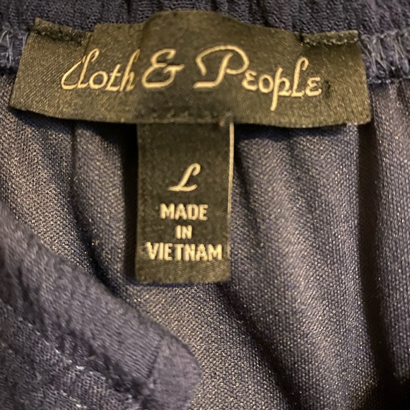 Cloth and People dress. PRICE REDUCTION BUNDLE - 2 ITEMS FOR $30. - Picture 3 of 4